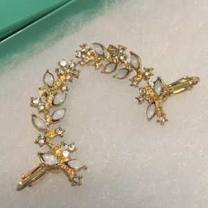 Floral gold earrings with lobe cuffs